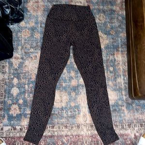 Alo Med cheetah high waste workout pants